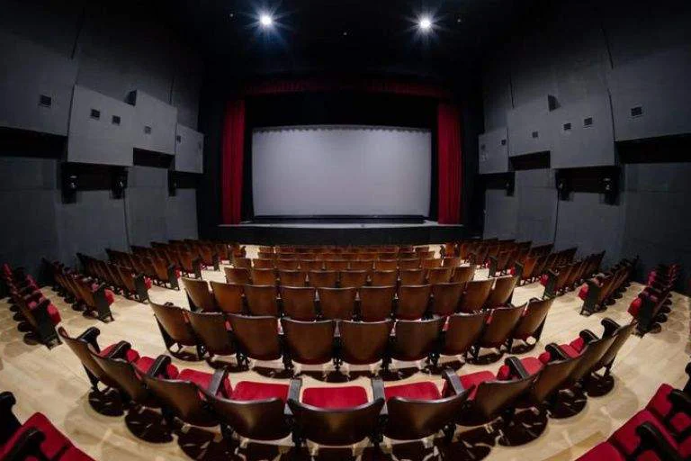 cine teatro roma