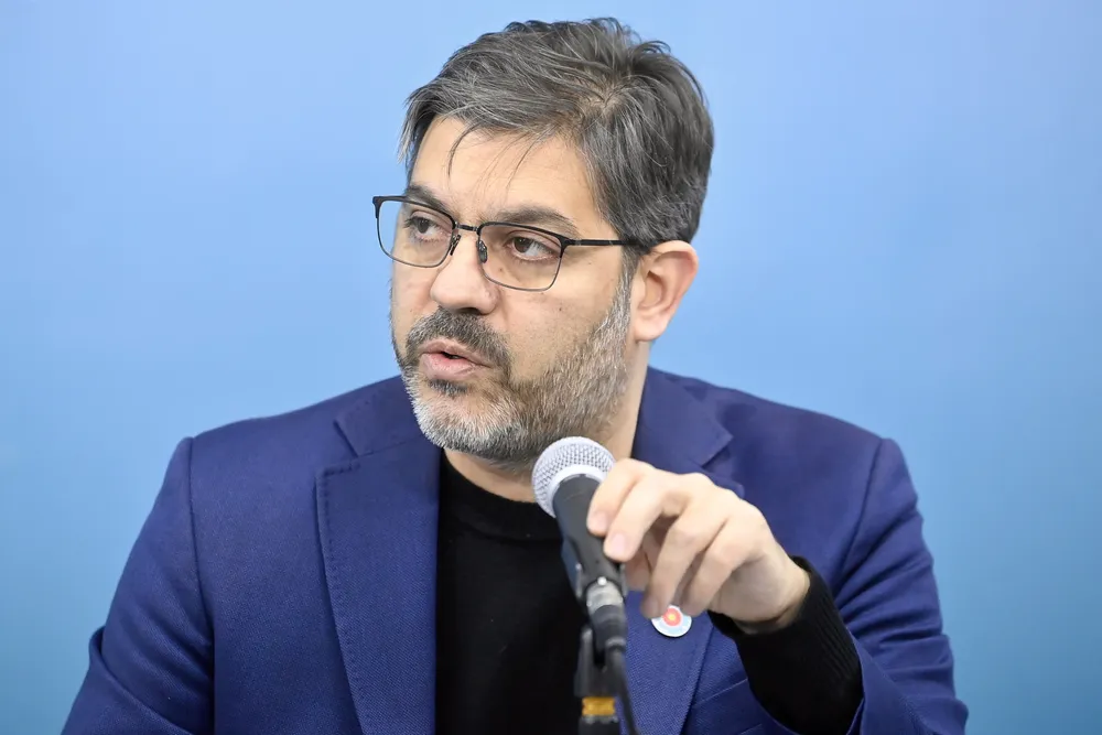 25-08-04 09-18-38 0901