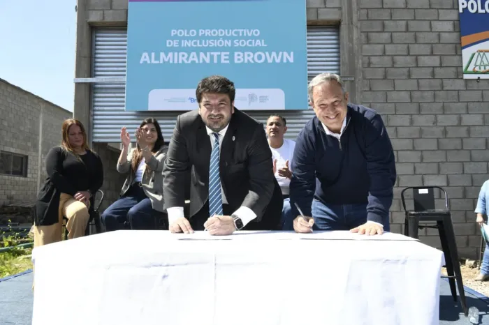 WhatsApp Image 2025-09-29 at 18.35.19 (1)