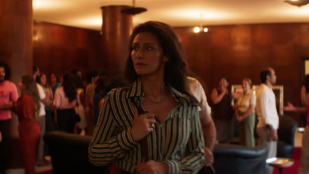 THE SECRET AGENT_Still 6