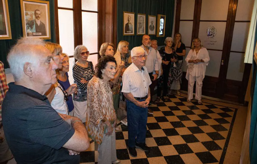 campana-galeria-de-los-intendentes