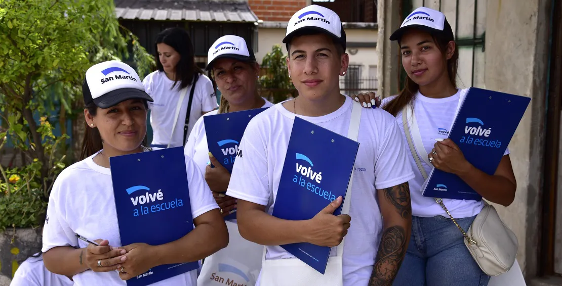 volve-escuela-san-martin-voluntarios-4