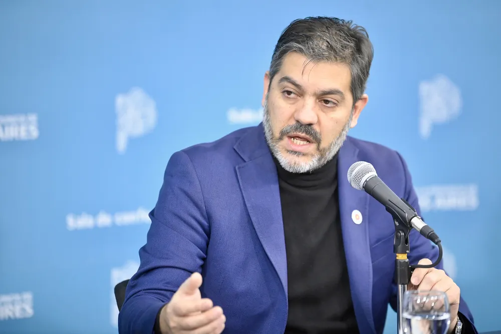 25-08-11 09-33-10 2469