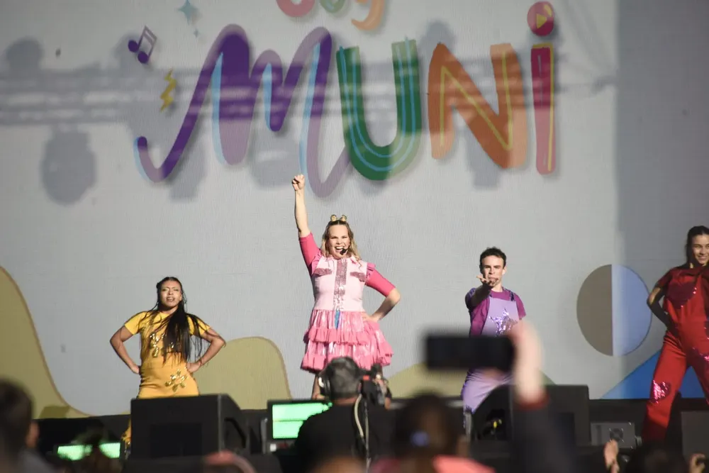 f0d0c64e-63aa-4c0e-b5f8-e5984b00aa58