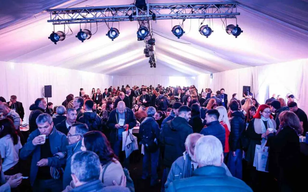 expo-moron-se-muestra-ronda-de-negocios-costa-03-1024x640