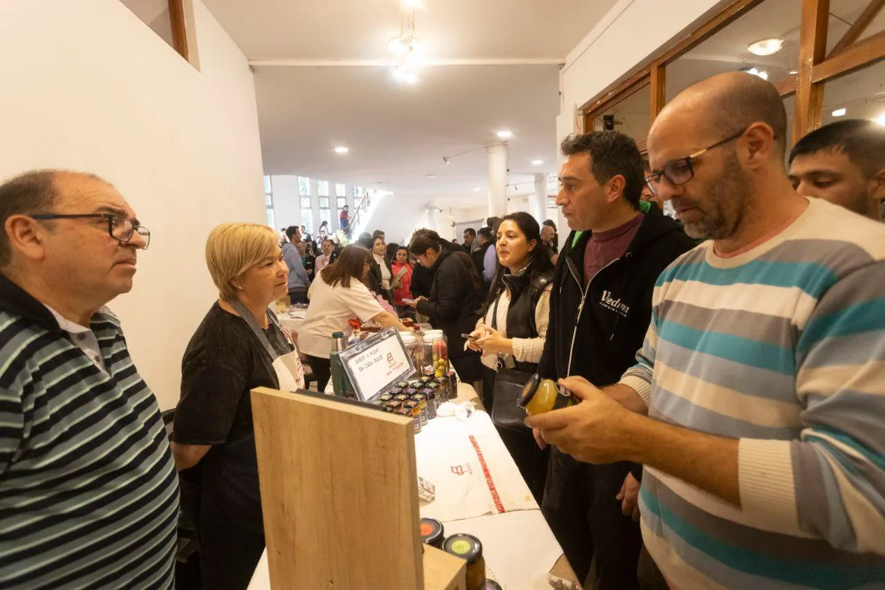 558933313_1286066663561210_4863057629549212951_n