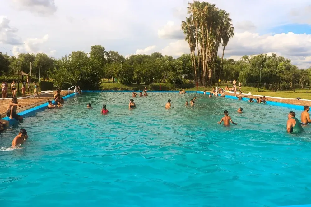 416698828_780113420823220_712830