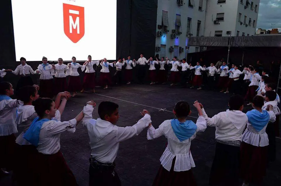 escuela-municipal-danza-moron