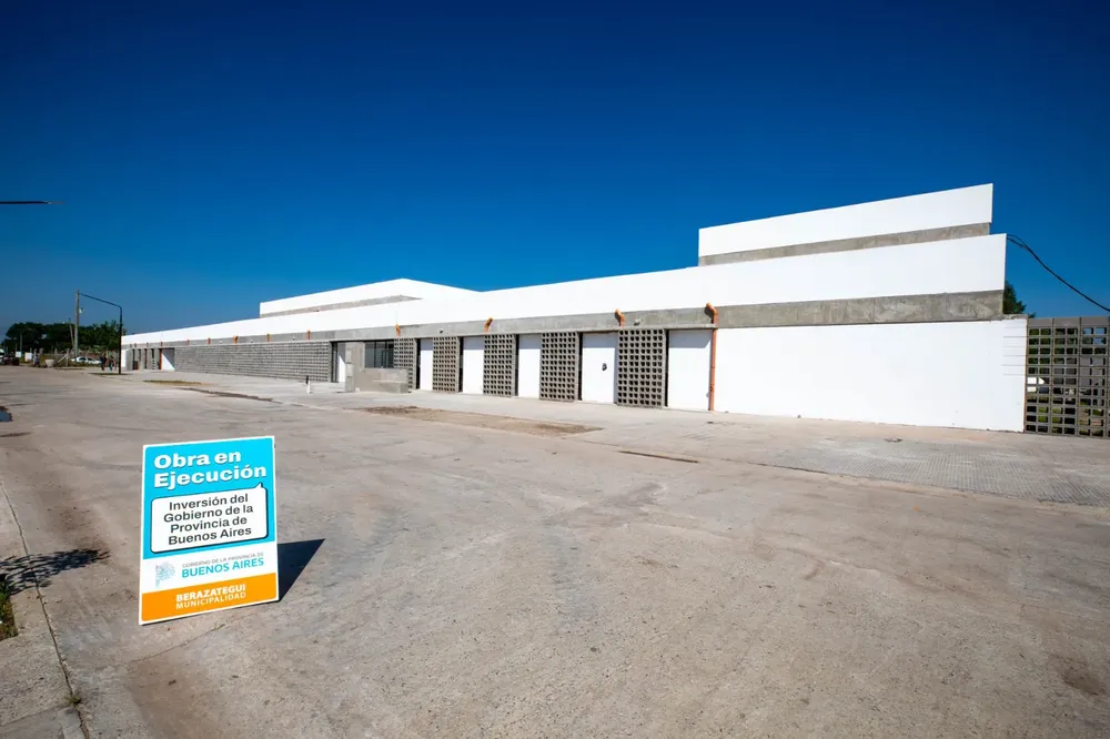 El intendente Carlos Balor recorrió el futuro Polo Educativo Integral de El Pato 5