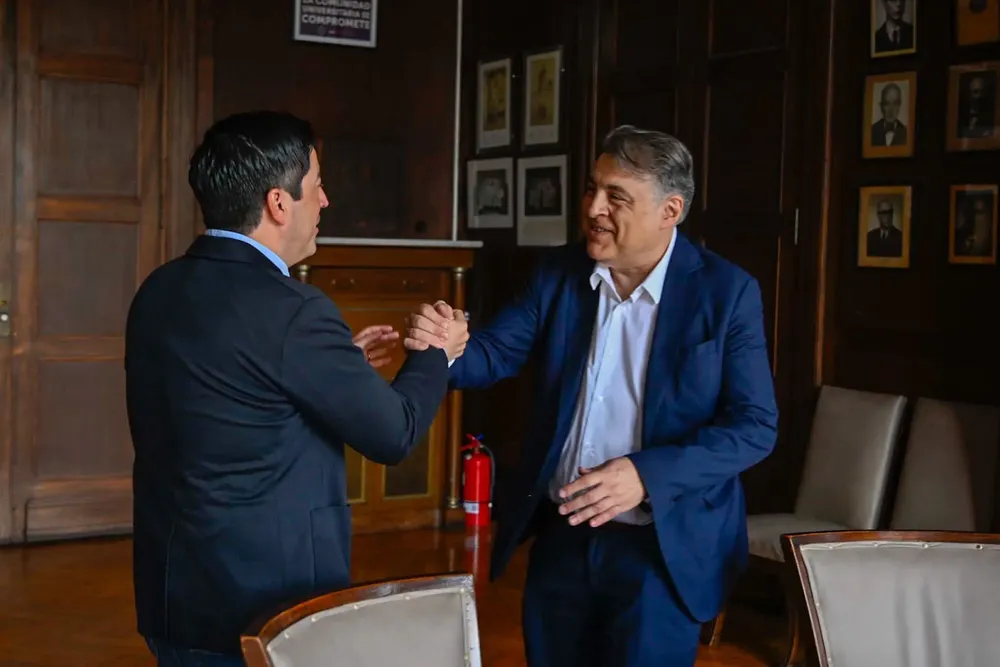 WhatsApp Image 2025-10-21 at 16.49.26 (1)