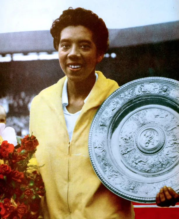 25.8 Althea_Gibson_-_El_Grafico_2033-crop