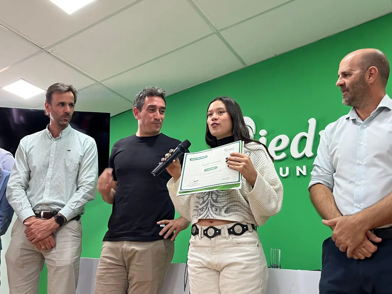 WhatsApp-Image-2025-10-22-at-13.58.50