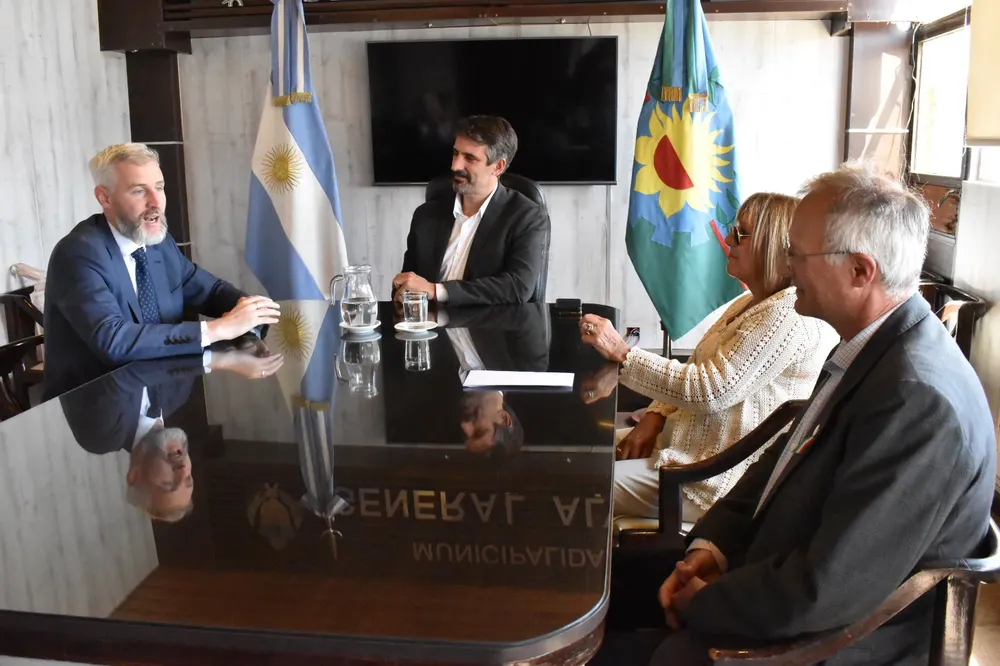 XXI SEMANA CULTURA ITALIANA EN MIRAMAR - Visita Cónsul Italia en MDP - 21 Oct 2025 b