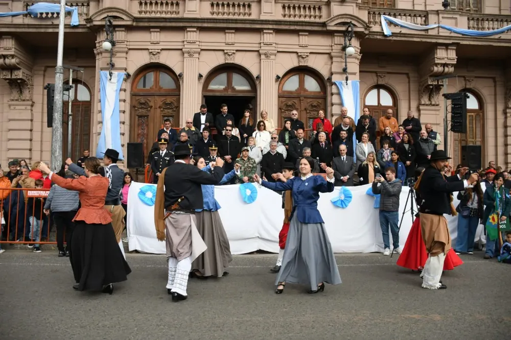 acto-2015-aniversario-revolucion-de-mayo-1536x1023