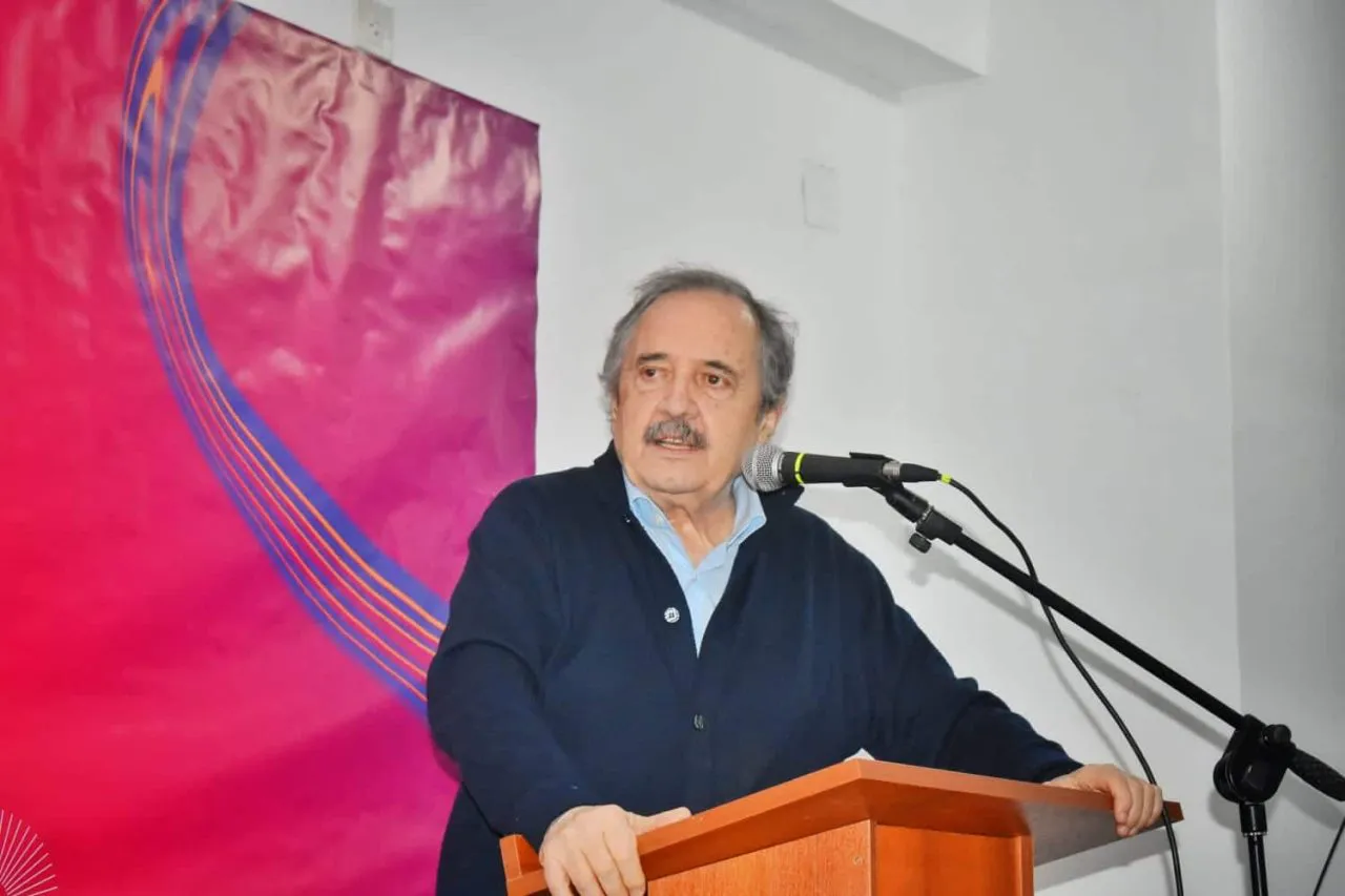 multimedia.normal.a5df8e5b1c4be8ef.UmljYXJkby1BbGZvbnNpbi0yOTA4MjQtbHNmZ2JkYWZfbm9ybWFsLndlYnA=