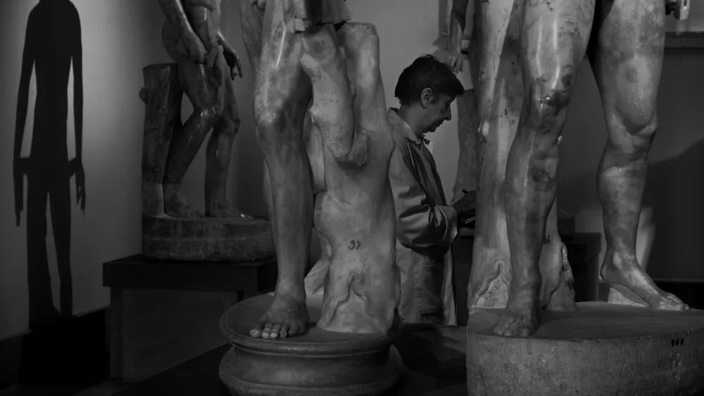 Gianfranco Rosi-2025-POMPEYA BAJO LAS NUBES